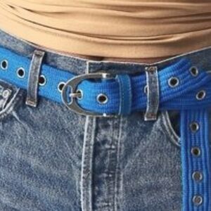 Free People Grommet 90s‎ Skater inspired Belt  M/L (blue).